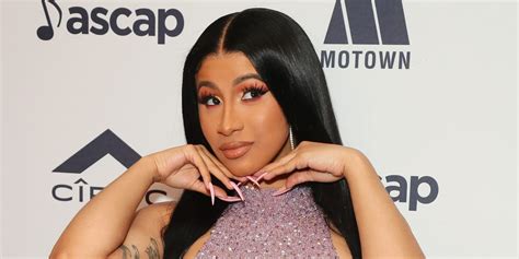 Cardi B says she was with Offset when she leaked her own nudes